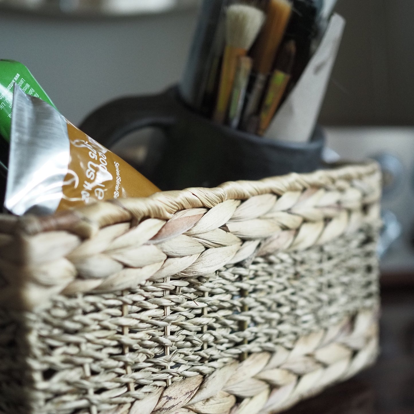 Water hyacinth and seagrass storage solution natural color